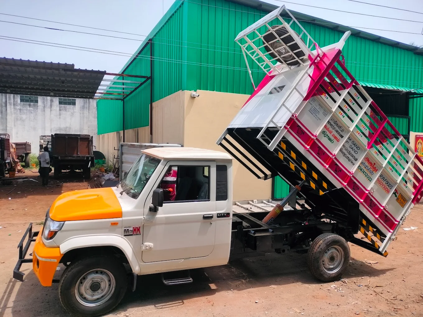 Hydraulic Tipper